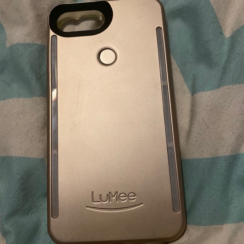 Lumee iPhone 8 Plus selfie case